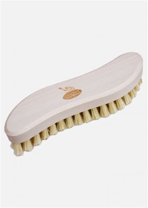 Brosse à linge en S